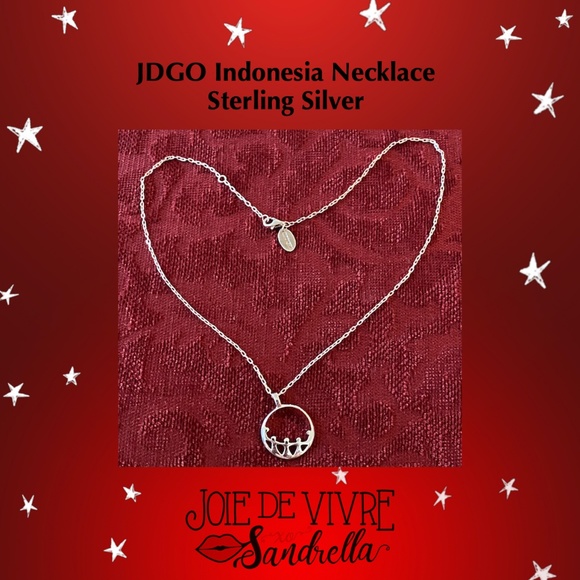 JDGO Indonesia Circle of Friends Necklace - Picture 2 of 7